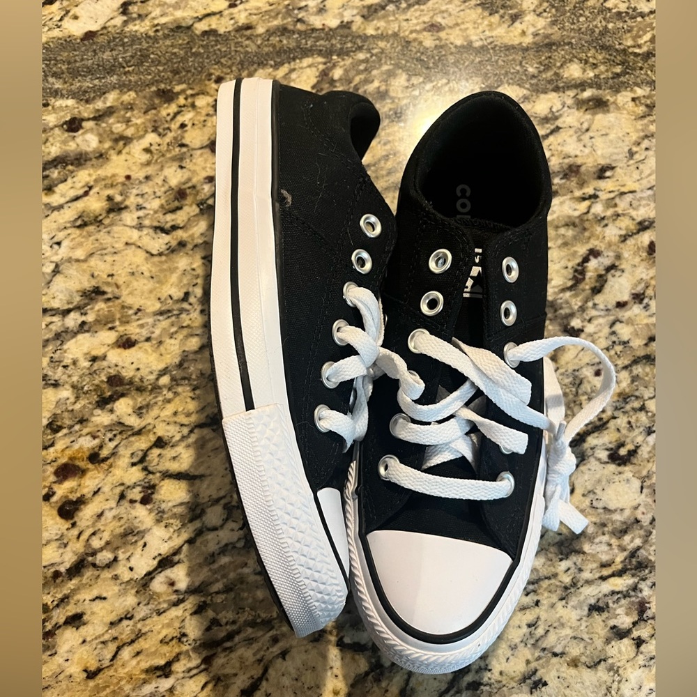 Converse all stars black and white size 7.5